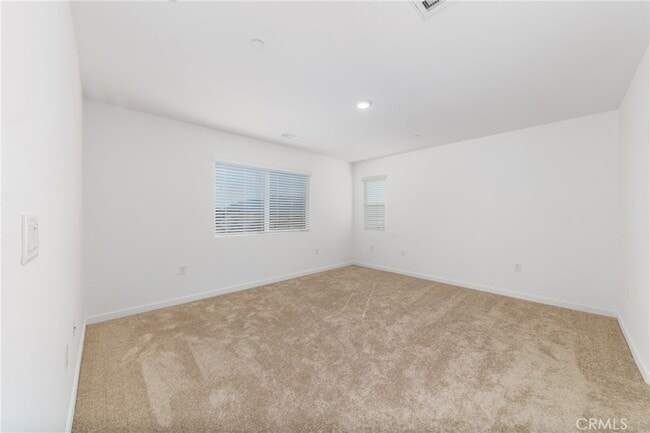 Building Photo - 1878 Sequoia Pl