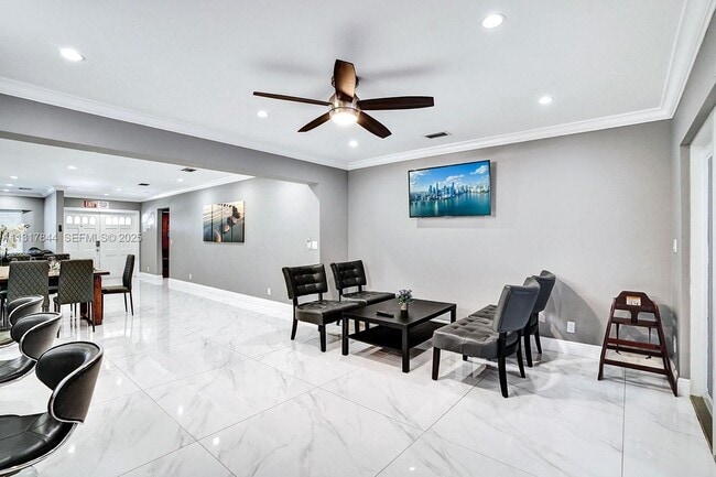 Building Photo - 1301 Rodman St