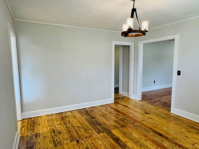 Building Photo - Paradise in Tallassee