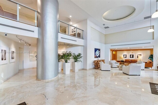 Building Photo - 2080 S Ocean Dr