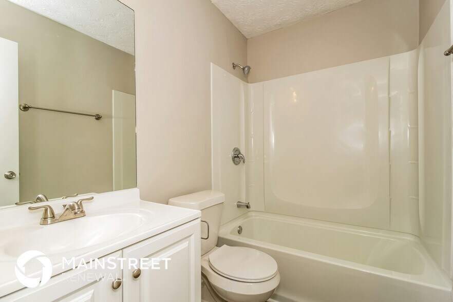 Building Photo - 10416 Larrack Ct