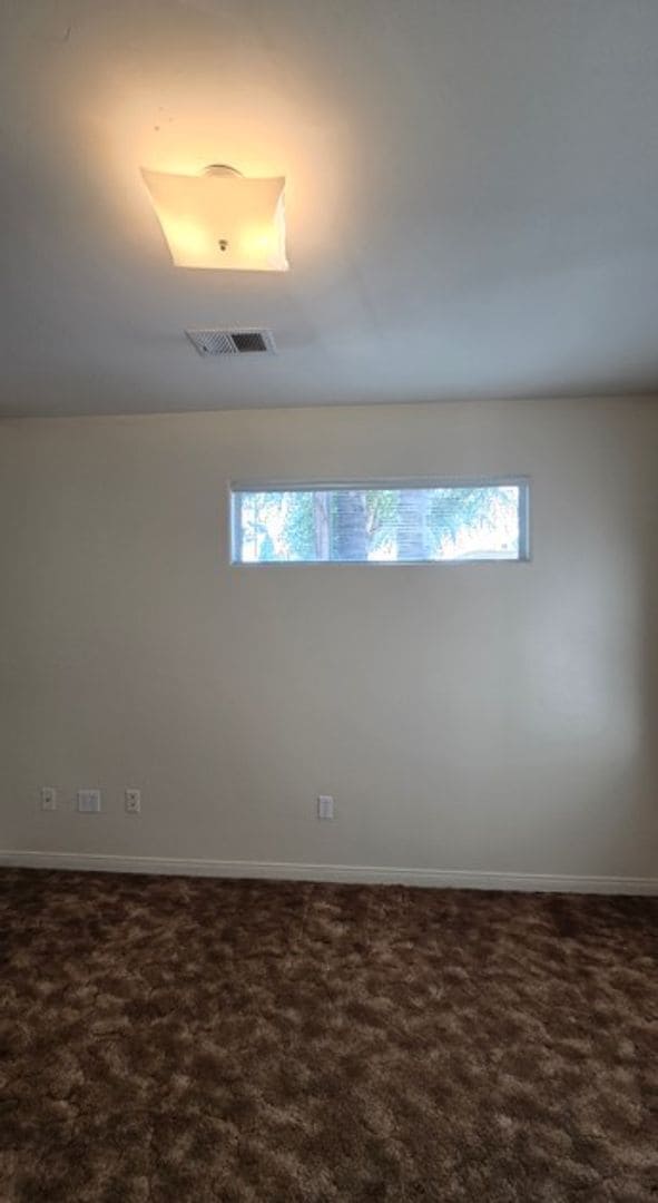 Building Photo - 3106 Colville Ave