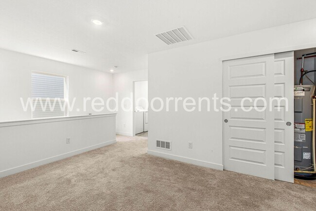 Building Photo - 4513 Branower St