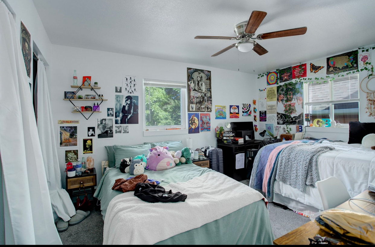 Building Photo - 1224 11th St