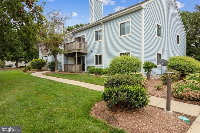 Building Photo - 2206 Aspen Dr