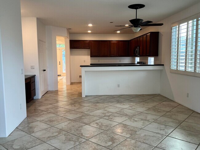 Building Photo - 50342 San Capistrano Dr