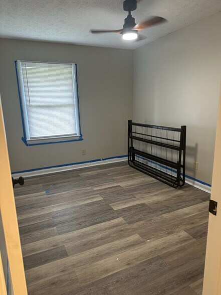 Building Photo - 3301 Rhodhiss Ct