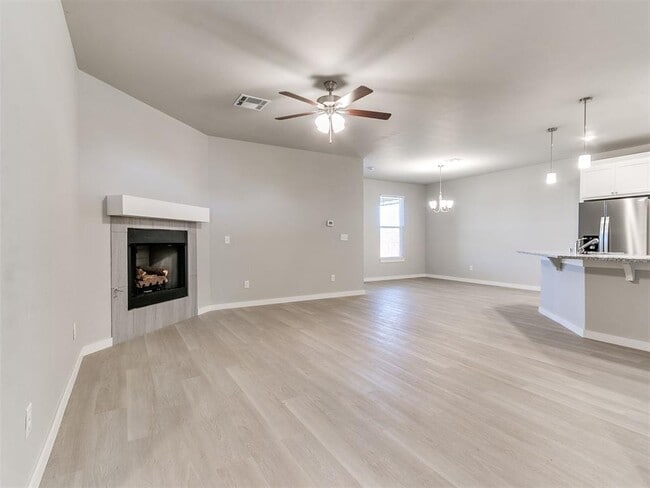 Building Photo - 8325 NW 163rd Ter