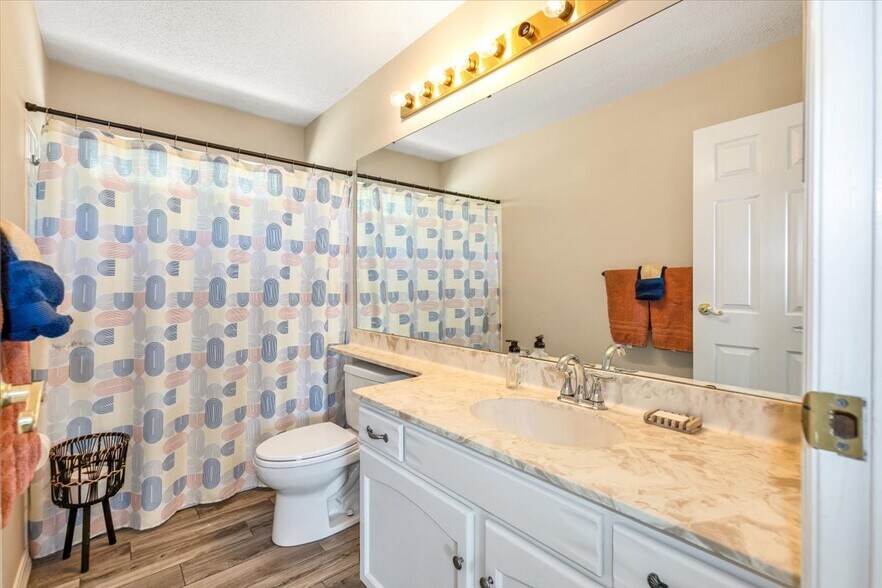 Building Photo - 1428 Hudson Lndg