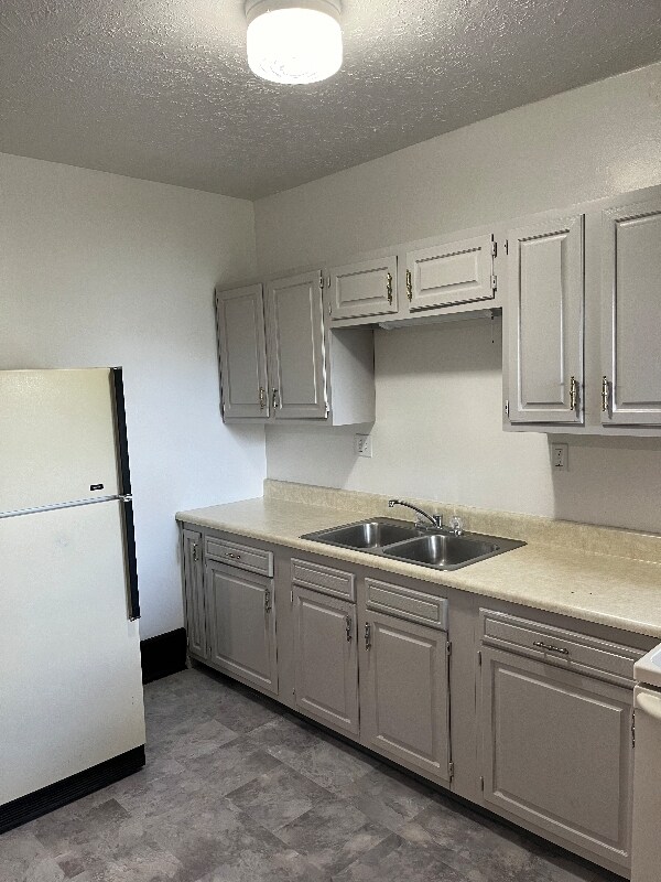 Building Photo - 315 9th St NE