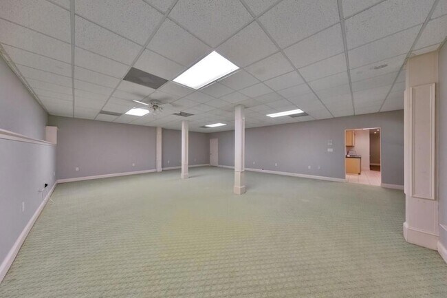 Building Photo - 5321 Edgerton Dr