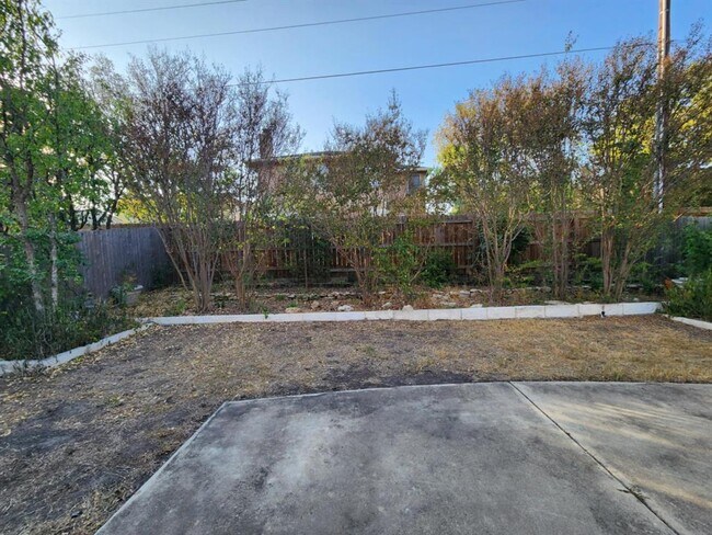 Building Photo - 15800 Opal Fire Dr