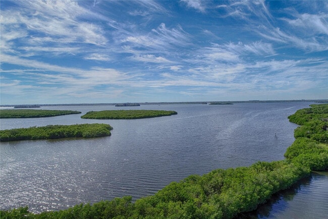 Building Photo - 5167 N Hwy A1A