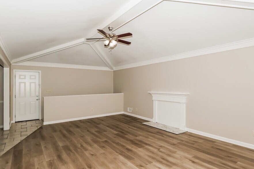 Building Photo - 7017 Field View Ct