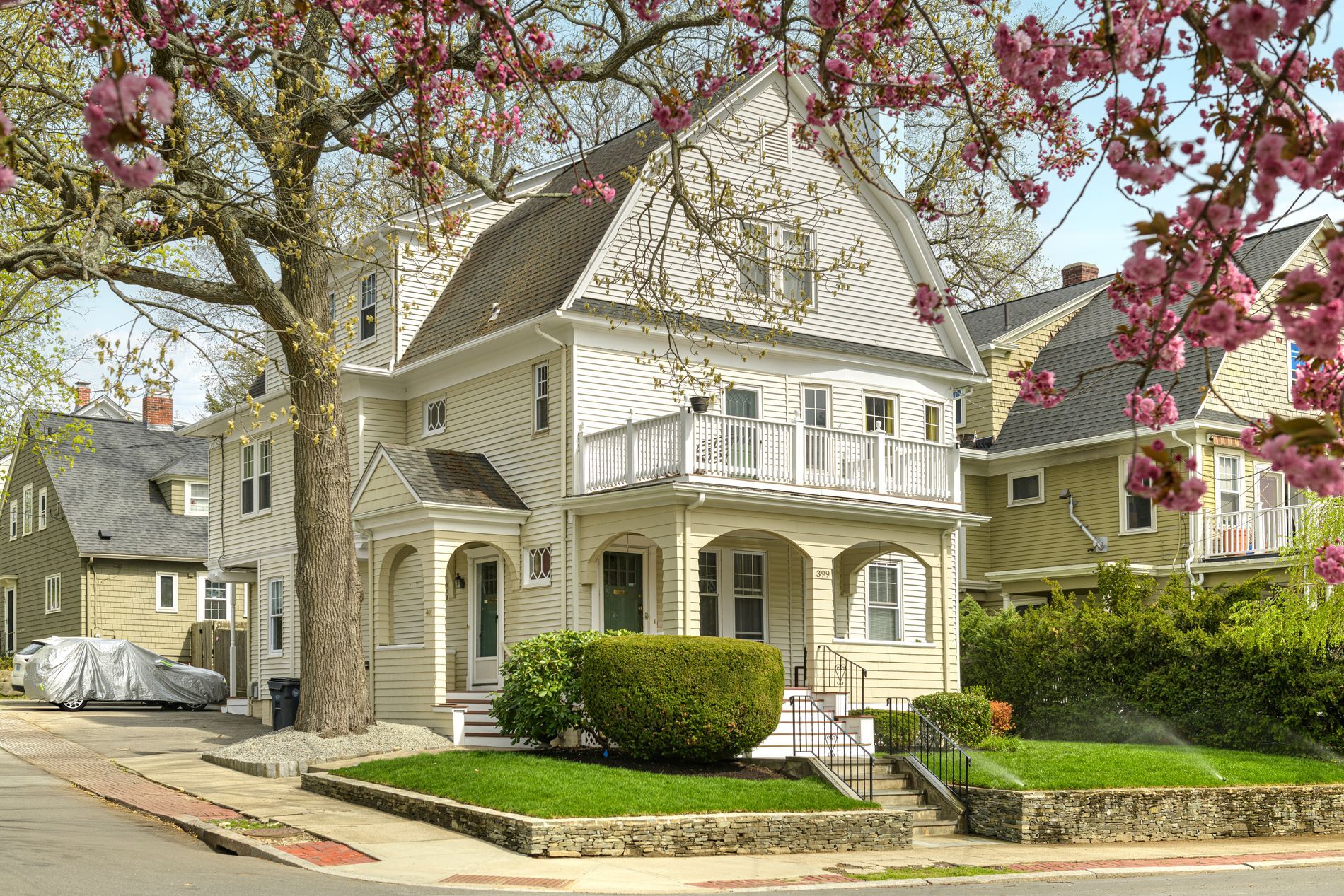 Building Photo - 401 Wayland Ave