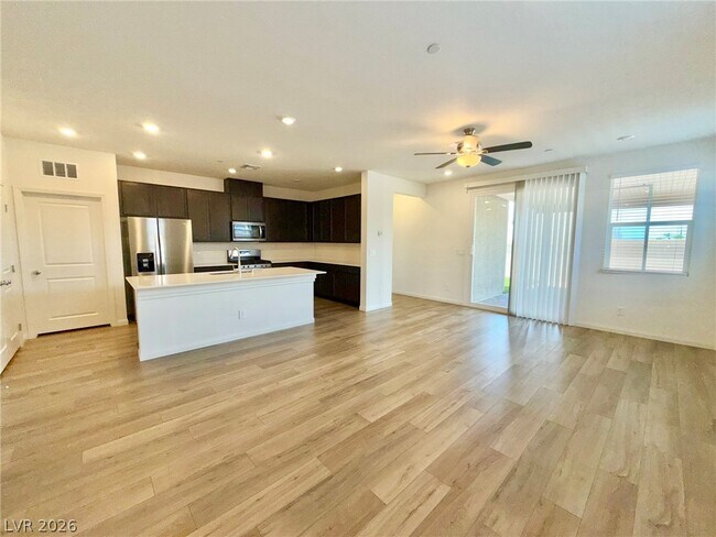 Building Photo - 728 Wild Highlands Ln