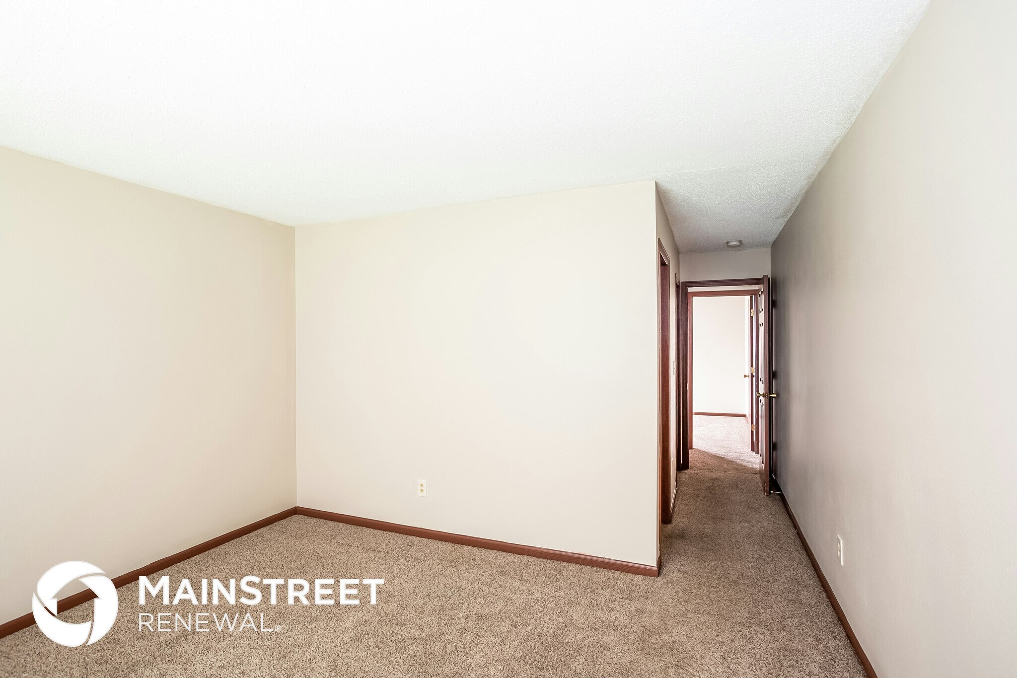 Building Photo - 8930 Lighthorse Dr