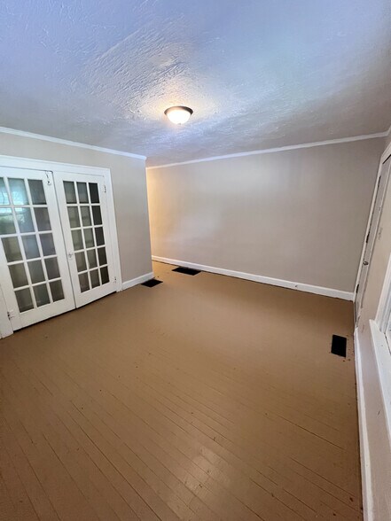 Building Photo - 3711 Boulevard Pl
