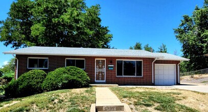 Building Photo - RANCH Single Family Home, Beautiful Remode...