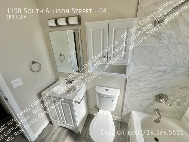 Building Photo - 1190 S Allison St