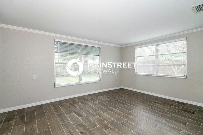 Building Photo - 3 Bedroom Pet-Friendly Home in Port Richey, FL with Main Street Renewal