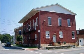 Building Photo - 303 E Main St