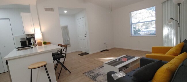 Building Photo - 12540 Equestrian Cir