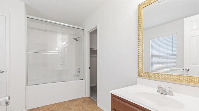 Building Photo - 13234 Skyview Landing Dr