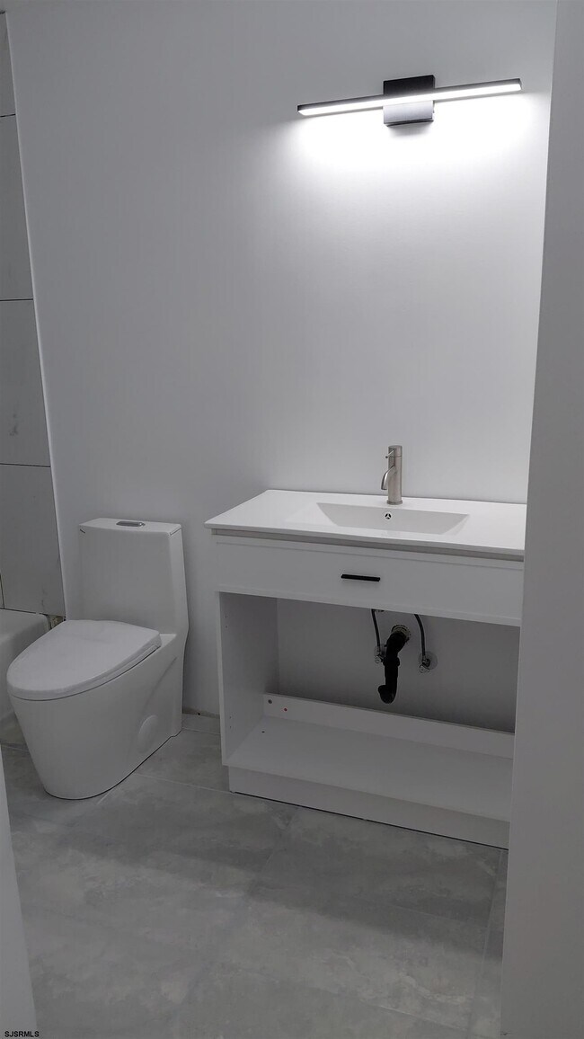 Building Photo - 137 Heather Croft