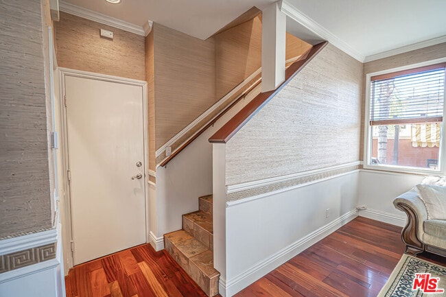 Building Photo - 27887 Skycrest Cir Dr