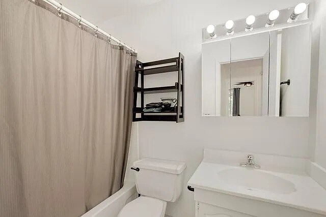 Bathroom - 1277 Pearl Ave