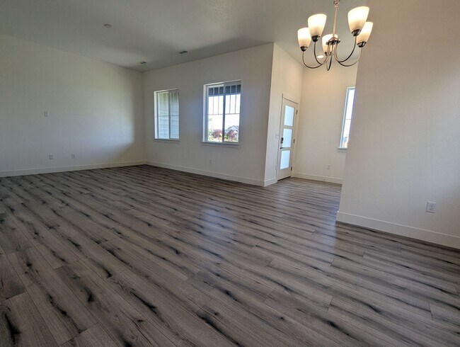 Building Photo - NEARLY NEW HOME FOR RENT IN TIMNATH TRAILSIDE COMMUNITY! READY FOR AUGUST 1st OCCUPANCY!