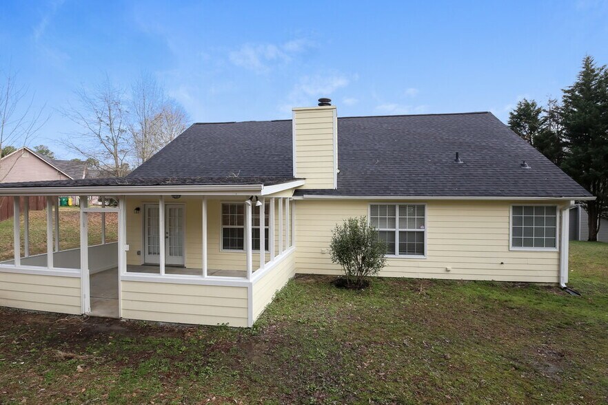 Building Photo - 173 Williamsburg Way