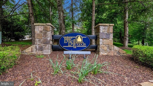 Building Photo - 235 Copper Beech Dr