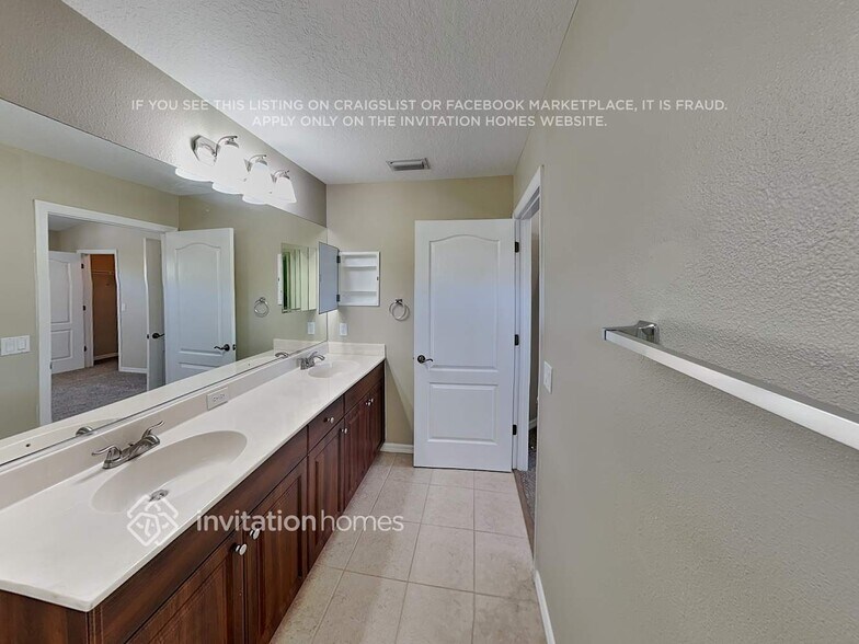 Building Photo - 5006 Forest Creek Tr