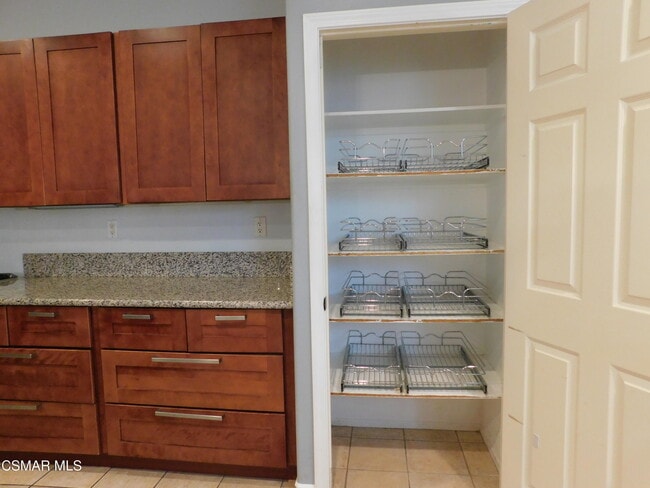 Building Photo - 728 Navito Way