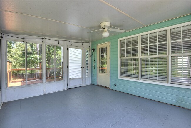 Building Photo - 630 Citation Ct