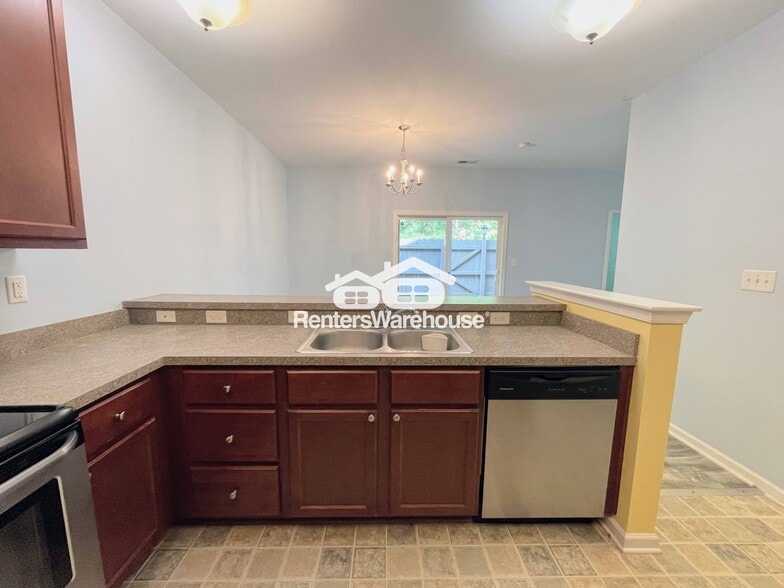Building Photo - 2514 Leytonstone Dr