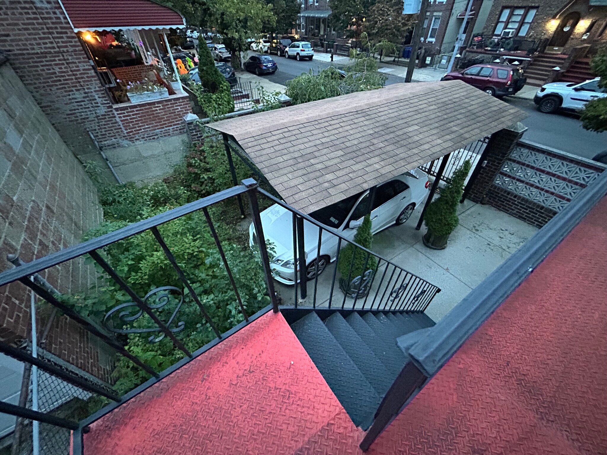 Building Photo - 4602 28th Ave