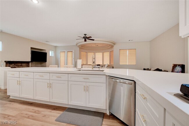 Building Photo - 10720 Elm Ridge Ave