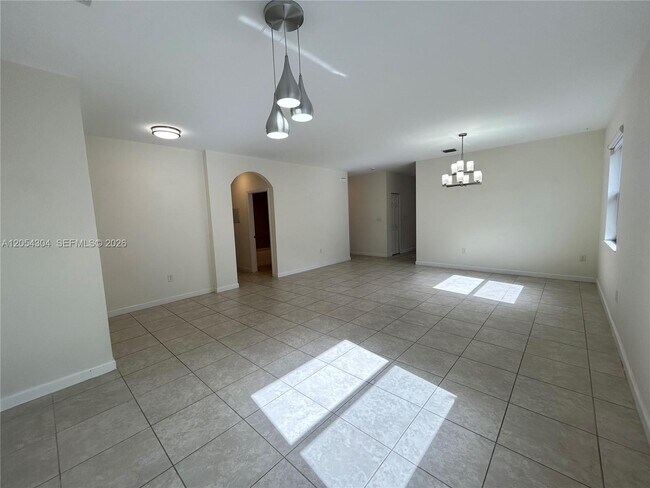 Building Photo - 15180 SW 119th Way