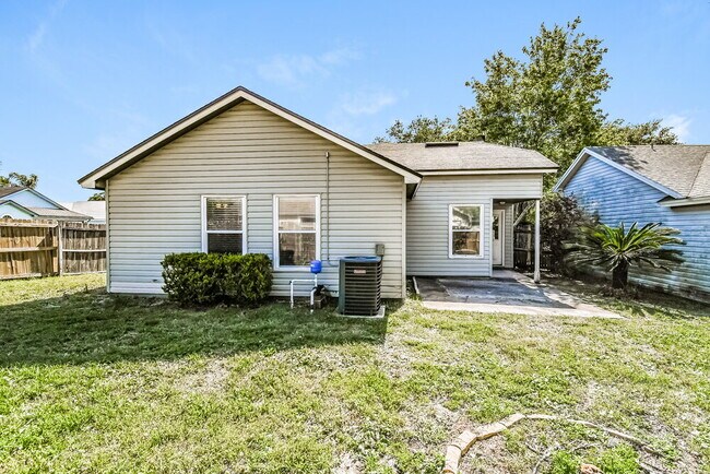 Building Photo - 278 Carriann Cove Ct