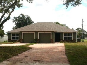 Building Photo - MOVE IN SPECIAL- 2/2 Duplex  in St. Cloud Close to Lakefront