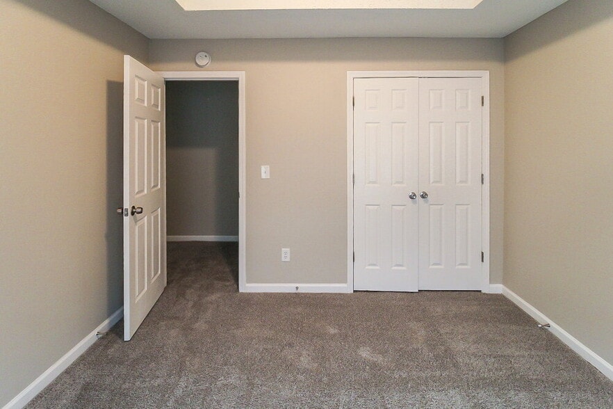 Building Photo - 95 Kirkland Ct