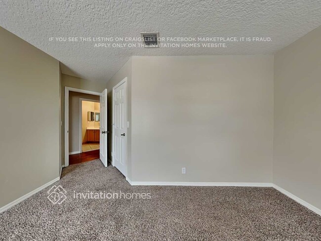Building Photo - 7619 Oakboro Dr