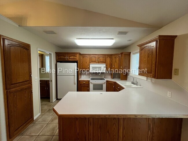 Building Photo - 4342 Williamsburg Ln