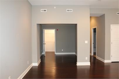 Building Photo - 945 4th Ave