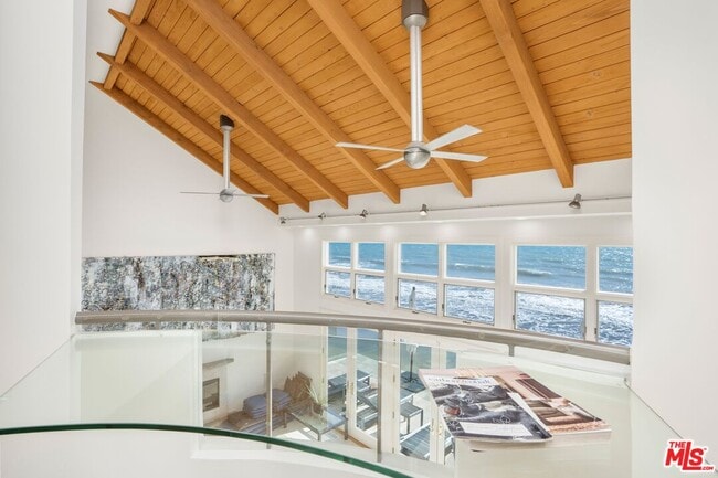 Building Photo - 24456 Malibu Rd