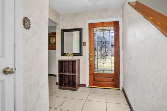 Building Photo - 1102 Mosher Ln