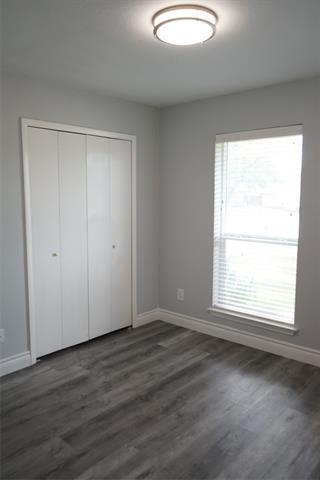 Building Photo - 2902 Stratford Ct